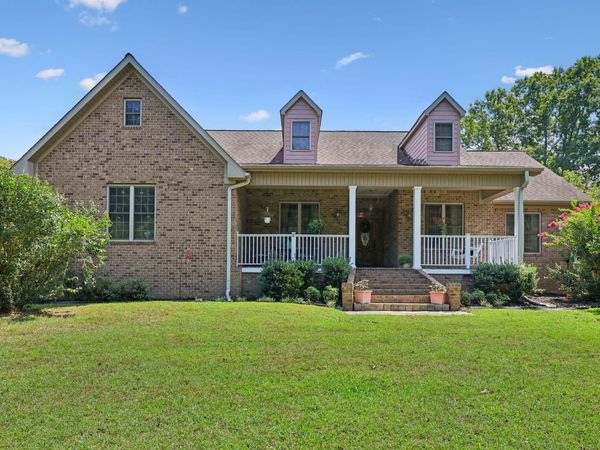 2037 Pulaski Hwy, Fayetteville, TN 37334