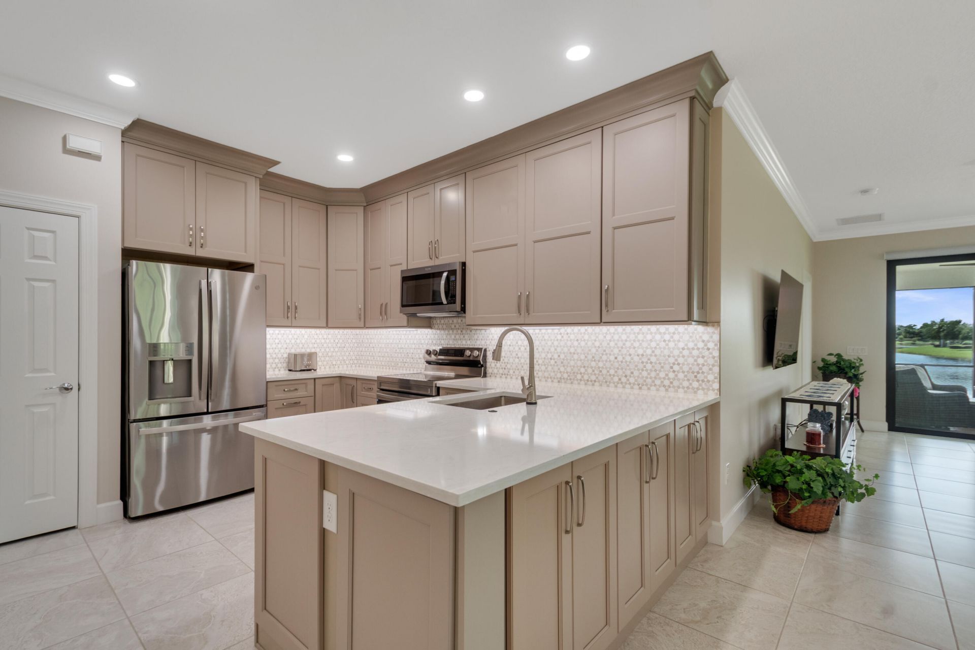 4425 Beauty Leaf Circle, Vero Beach, FL 32967 Main Photo
