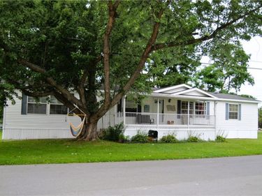 13 Crestline Drive , Avon, NY 14414