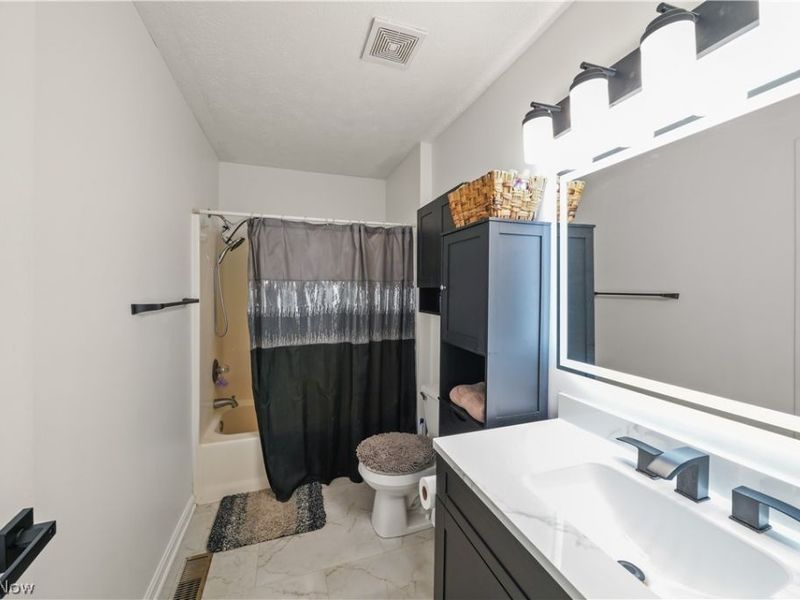 9545 Greenmeadow Road, Windham, OH 44288 Photo 14
