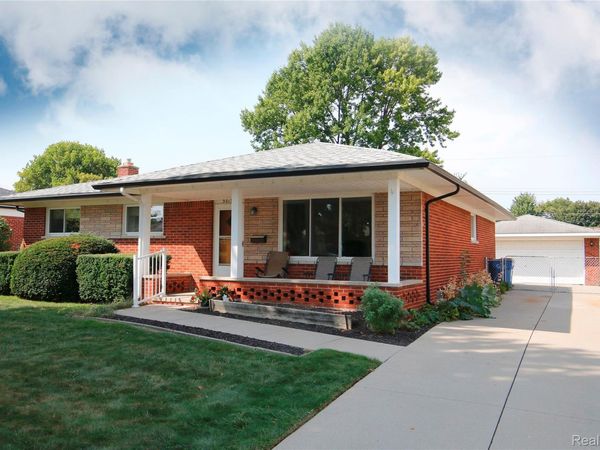 30133 Gloede Drive , Warren, Mi 48088