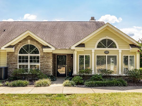 825 Browns Ln, Unit 602, Gallatin, TN 37066