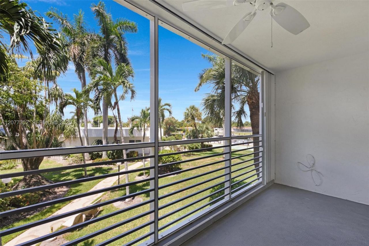 2731 NE 14th St Cswy, Unit 232, Pompano Beach, FL 33062 Photo