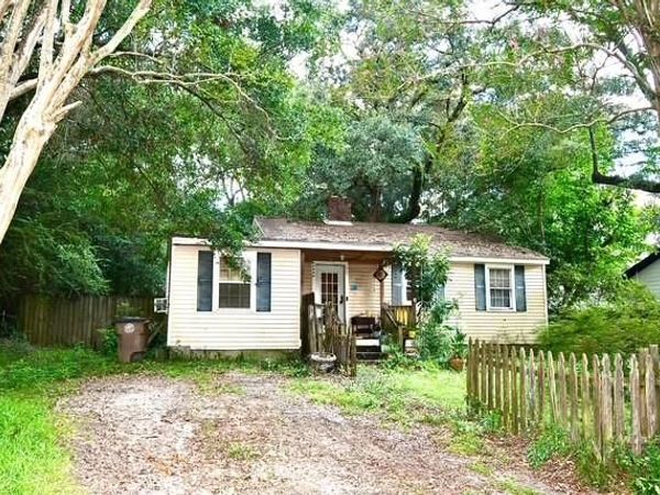 106 Border Drive W, Mobile, AL 36608