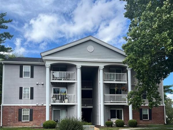 12818 Portulaca Drive, Unit D, St Louis, MO 63146