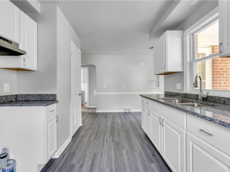 18907 Harlan Drive, Maple Heights, OH 44137 Photo 9