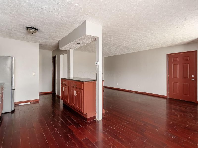 2325 Laurelwood Drive, Columbus, OH 43229 Photo 13