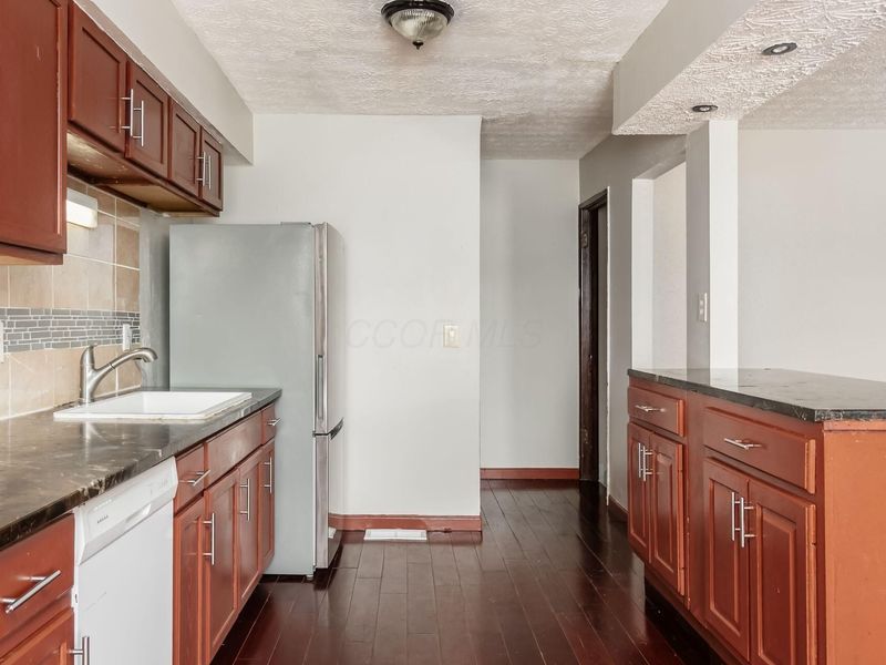 2325 Laurelwood Drive, Columbus, OH 43229 Photo 15