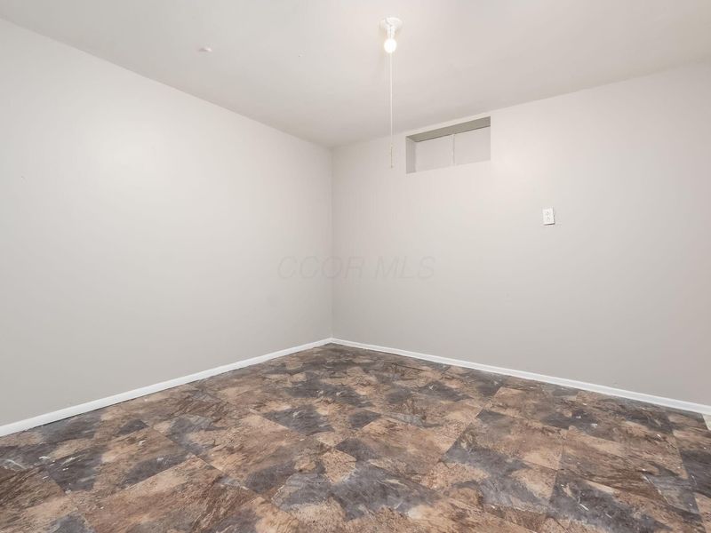 2325 Laurelwood Drive, Columbus, OH 43229 Photo 18