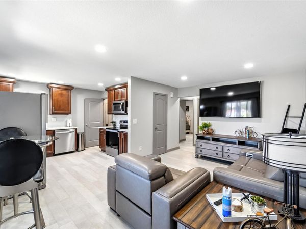 5327 Jennifer Dr Drive, Pleasant Hill, IA 50327