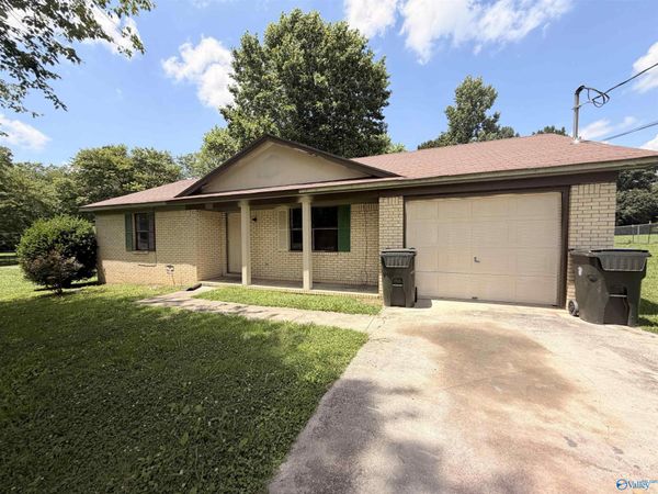 2533 Charity Lane, Hazel Green, AL 35750