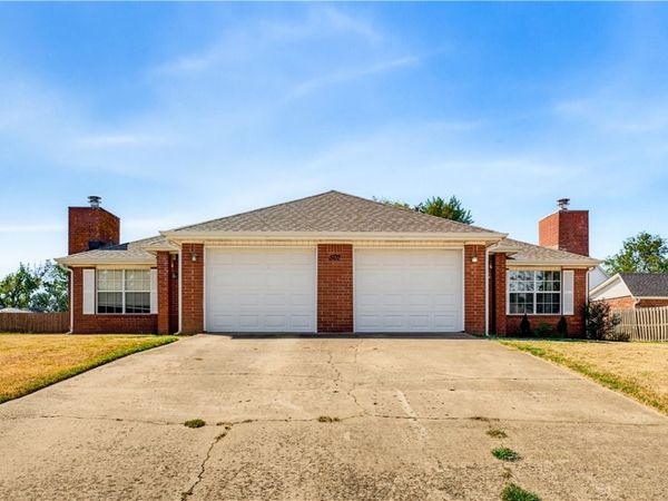 507 Camellia Drive, Unit A & B, Bentonville, AR 72712