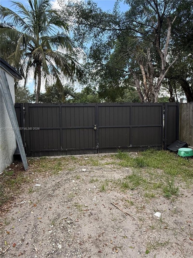 16415 NW 22nd Ave, Miami Gardens, FL 33054 Photo