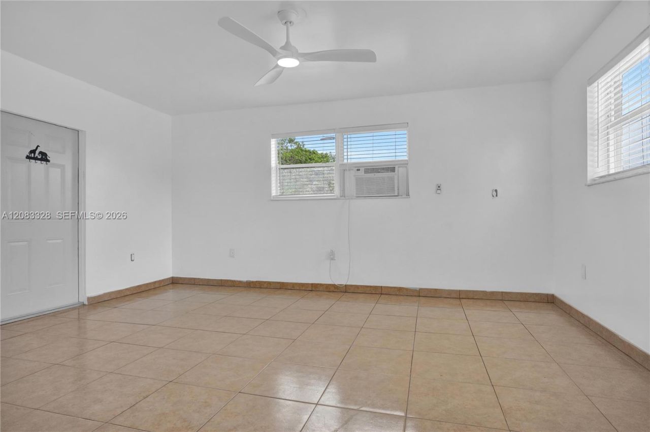 8295 NW 4th Ave , Unit B, Miami, FL 33150 Photo