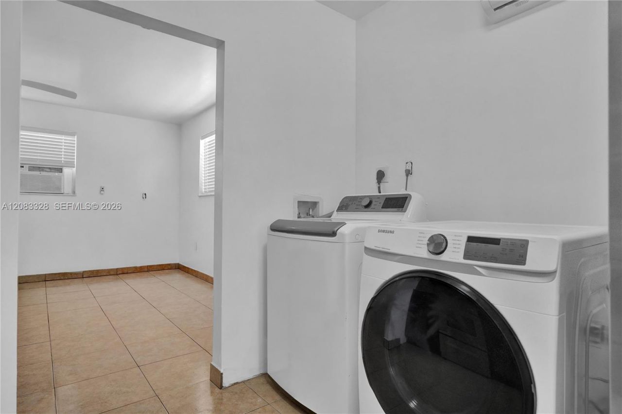 8295 NW 4th Ave , Unit B, Miami, FL 33150 Photo