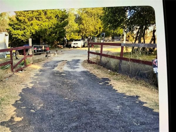 797 S Austin Avenue, Richland, TX 76681