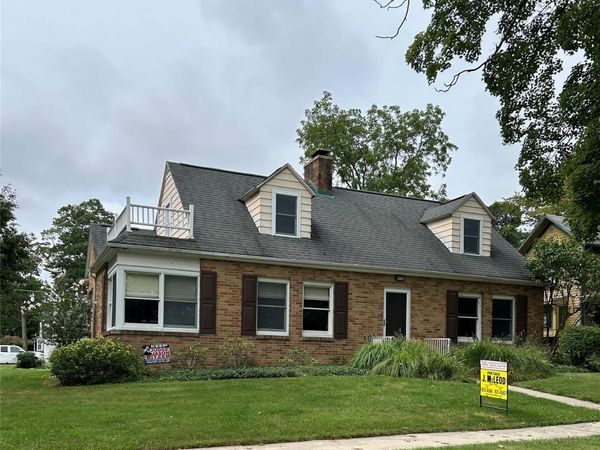 301 W Bush Street , Caro, Mi 48723