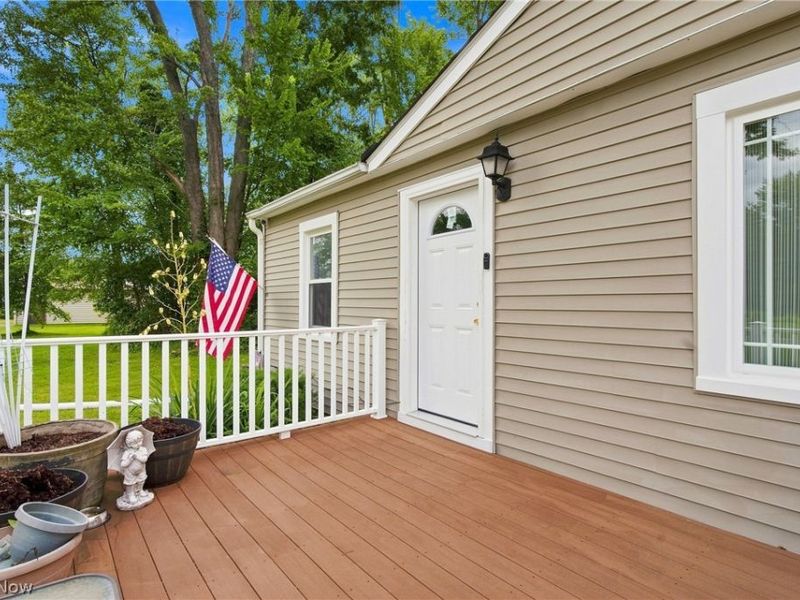 36260 Shaw Drive, North Ridgeville, OH 44039 Photo 2