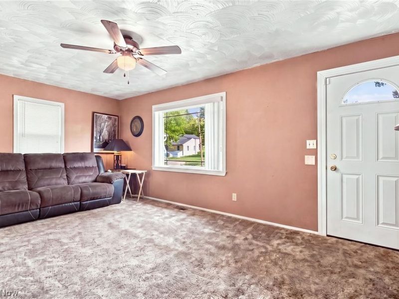 36260 Shaw Drive, North Ridgeville, OH 44039 Photo 4