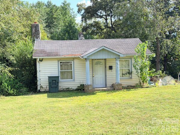 725 Tron Avenue NW, Valdese, NC 28690