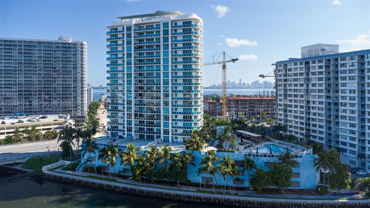 1881 79th St Cswy, Unit 1901, North Bay Village, FL 33141 Photo