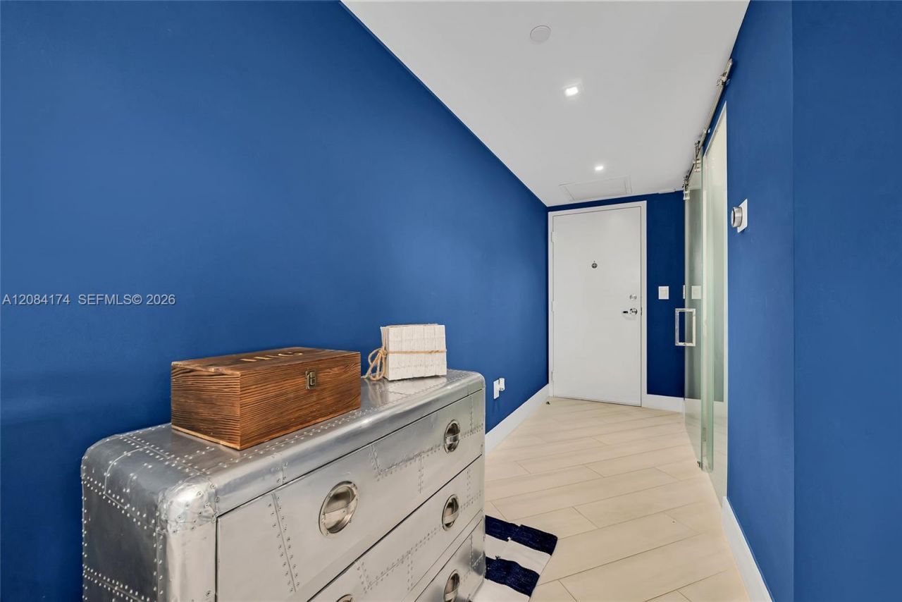 1881 79th St Cswy, Unit 1901, North Bay Village, FL 33141 Photo