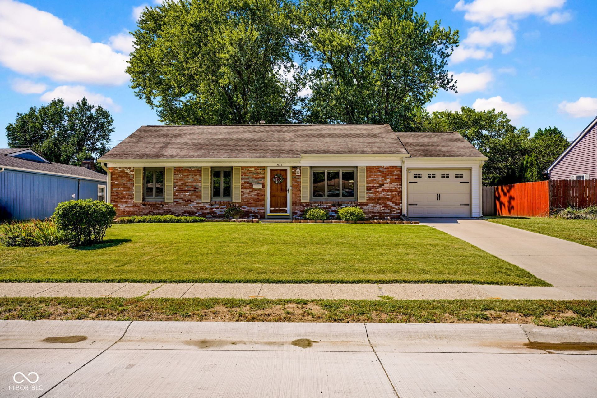 3022 Desoto Way, Columbus, IN 47203 Main Photo