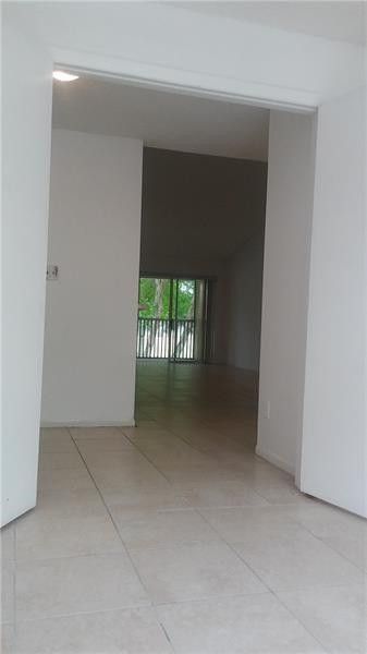1095 Coral Club Drive, Unit 1095, Coral Springs, FL 33071 Photo