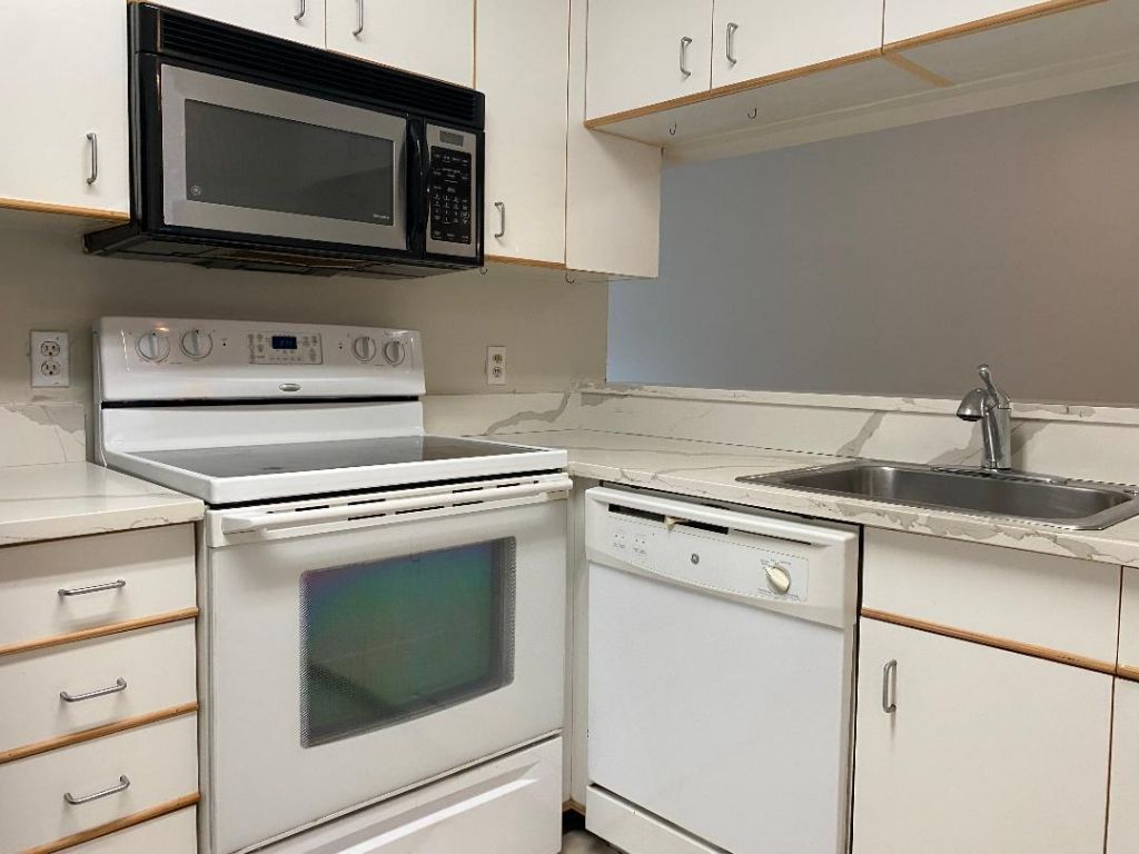 1095 Coral Club Drive, Unit 1095, Coral Springs, FL 33071 Photo