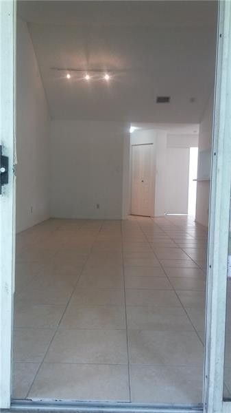 1095 Coral Club Drive, Unit 1095, Coral Springs, FL 33071 Photo