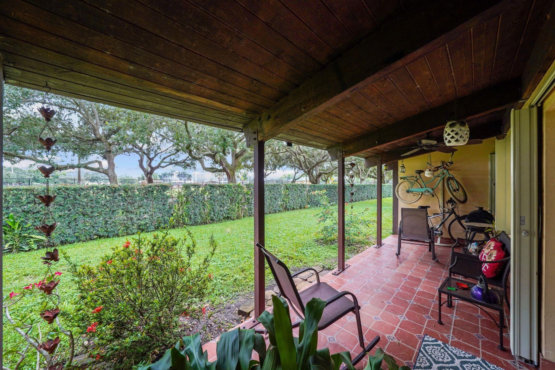 145 Essex Road, Unit 1-30, Hollywood, FL 33024 Photo
