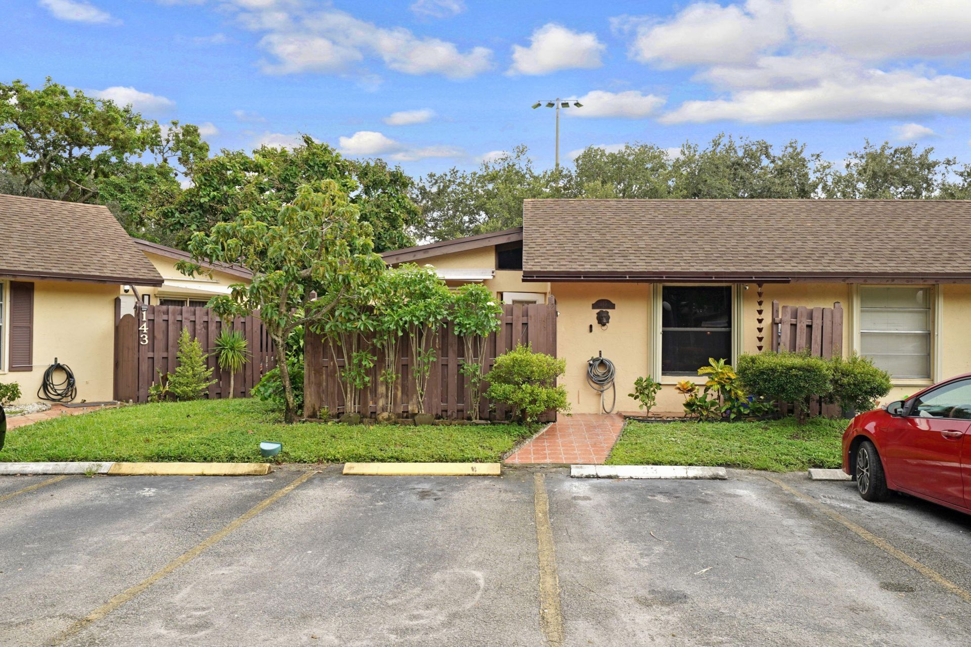 145 Essex Road, Unit 1-30, Hollywood, FL 33024 Photo