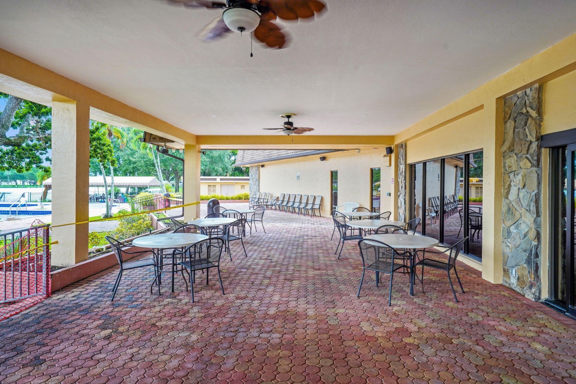 145 Essex Road, Unit 1-30, Hollywood, FL 33024 Photo