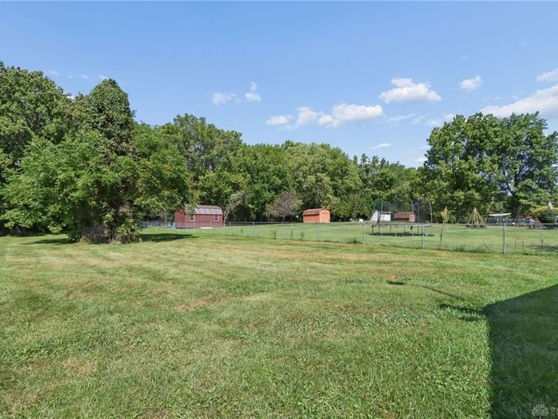 2430 W Choctaw Drive, London, OH 43140 Photo 30