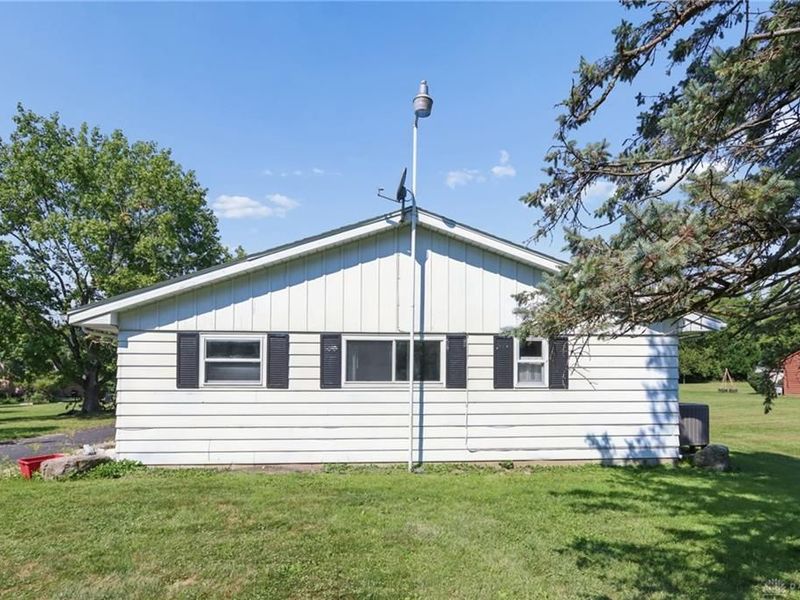 2430 W Choctaw Drive, London, OH 43140 Photo 33