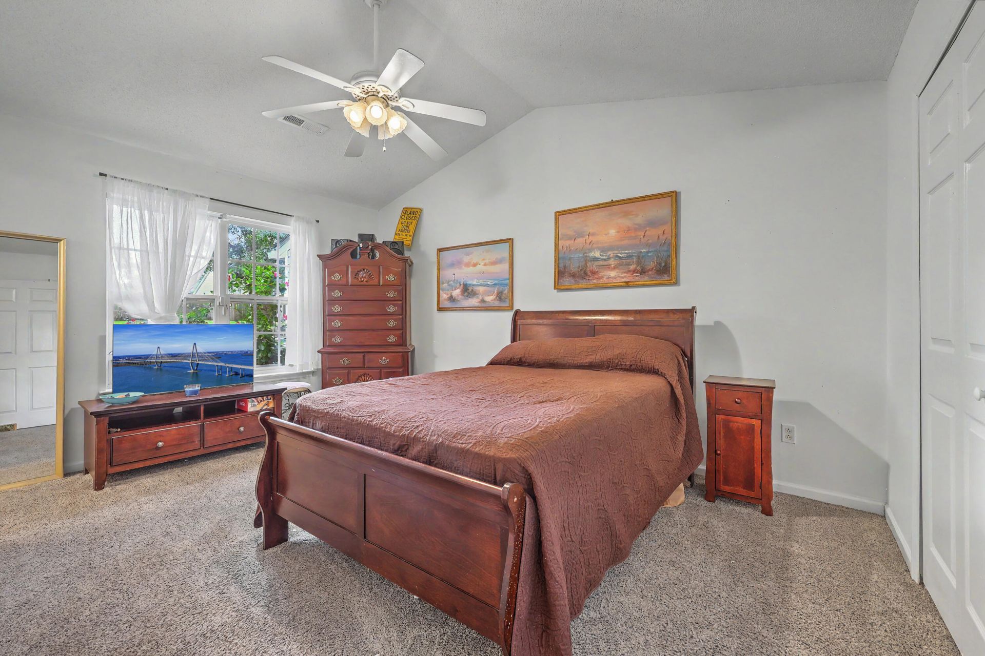 122 Taylor Circle Photo 12