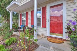 122 Taylor Circle photo 4