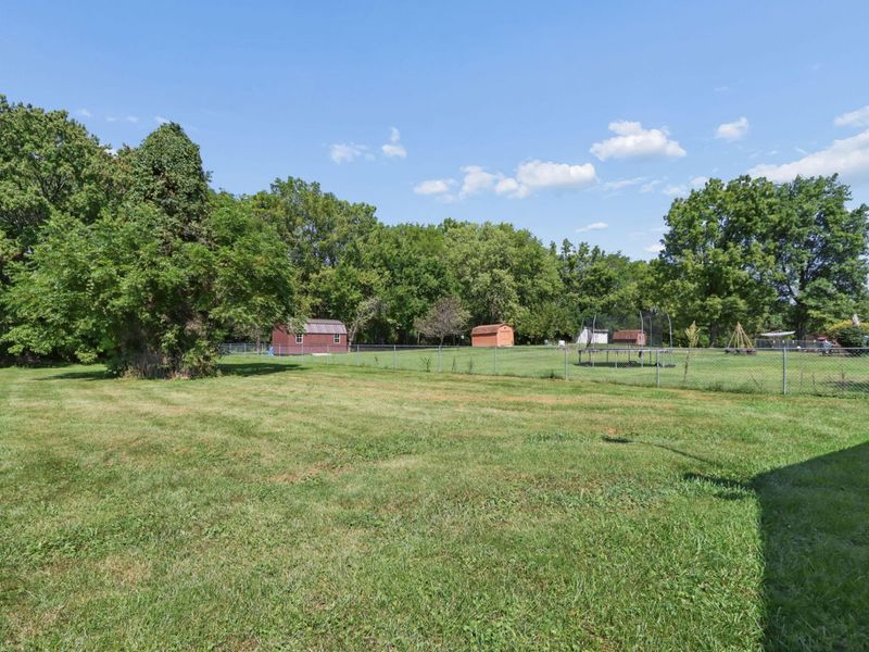2430 W Choctaw Drive, London, OH 43140 Photo 30