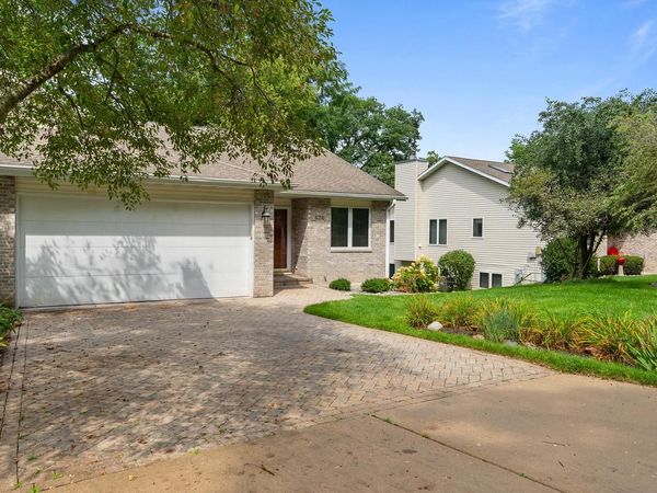 426 Country Club DRIVE, Lake Geneva, WI 53147
