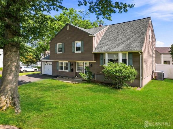 9 Meyer Road , Edison, NJ 08817