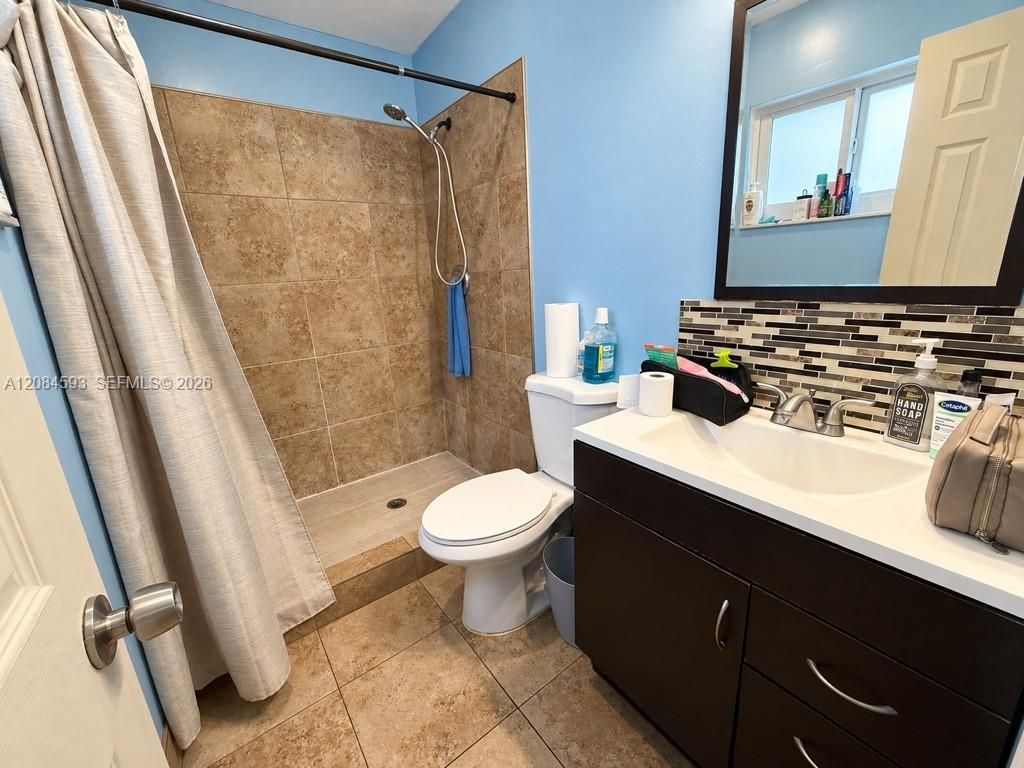 8001 NW 108 Ave, Tamarac, FL 33321 Photo