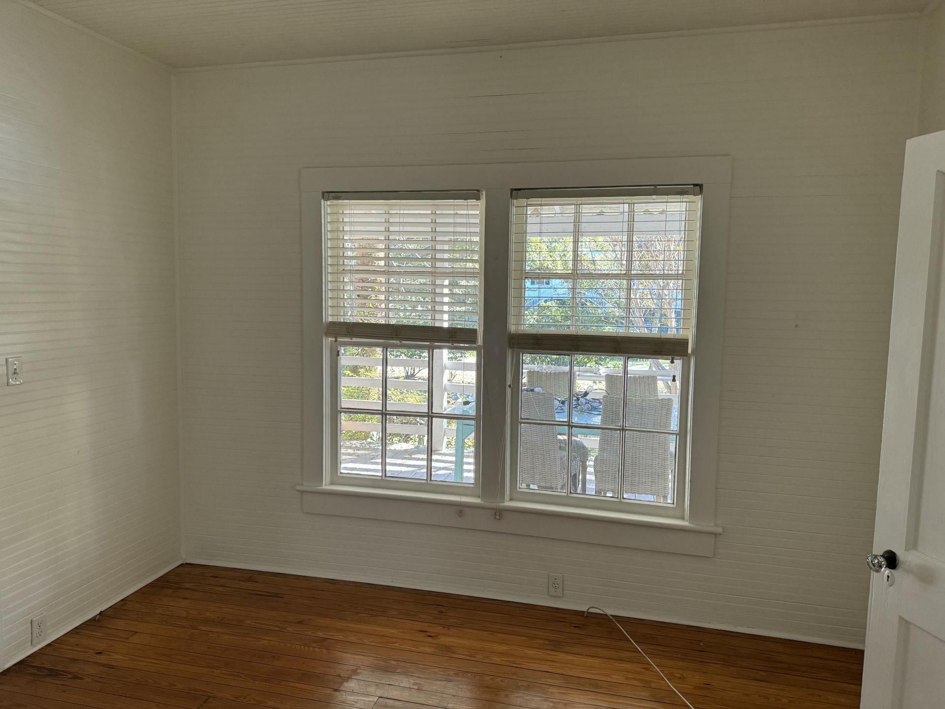 2068 Ion Avenue Photo 11