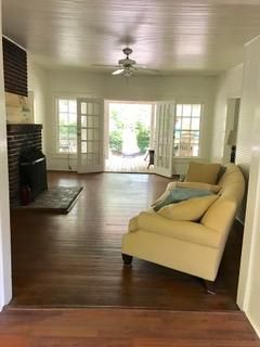 2068 Ion Avenue Photo 5