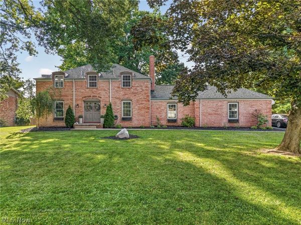 1901 Devonshire Drive NW, Canton, OH 44708