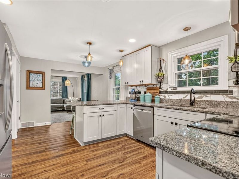 1901 Devonshire Drive NW, Canton, OH 44708 Photo 13