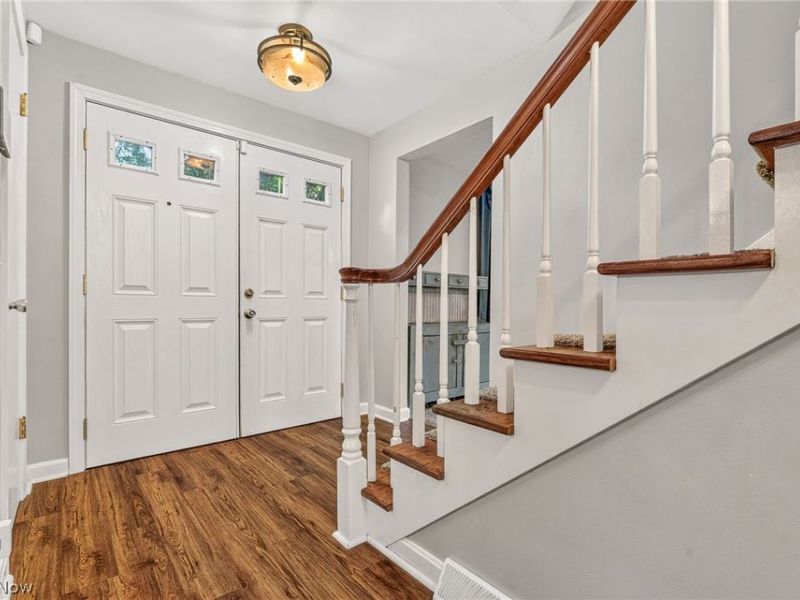 1901 Devonshire Drive NW, Canton, OH 44708 Photo 3