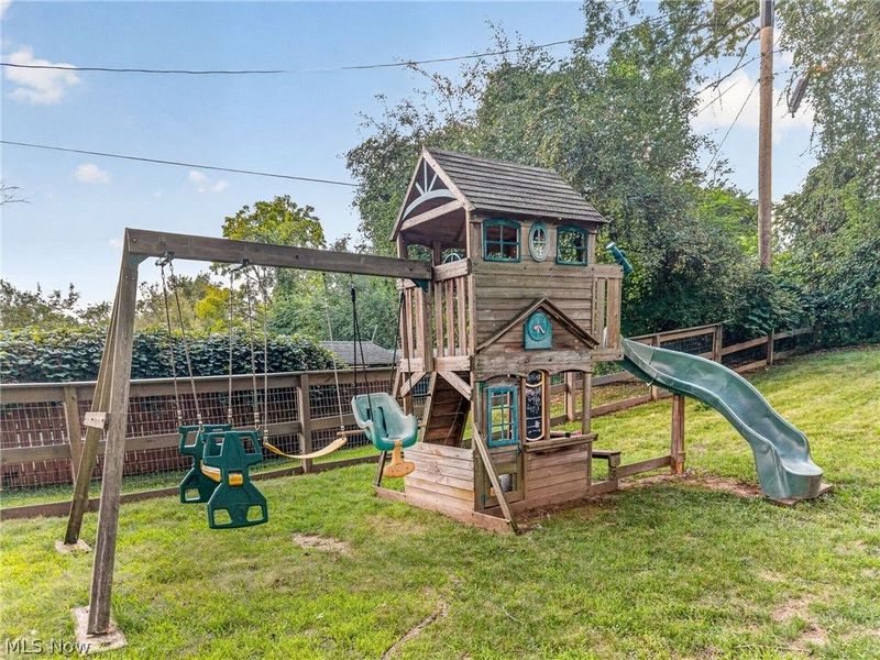 1901 Devonshire Drive NW, Canton, OH 44708 Photo 30