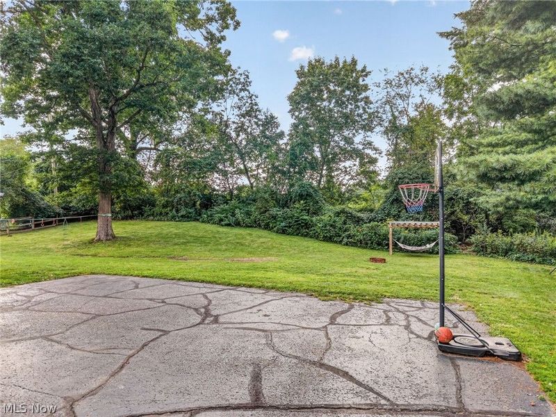 1901 Devonshire Drive NW, Canton, OH 44708 Photo 31