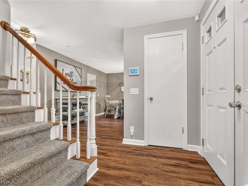 1901 Devonshire Drive NW, Canton, OH 44708 Photo 5