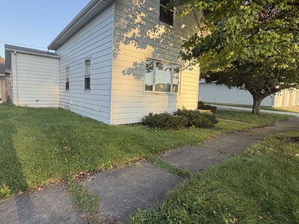 113 N 21st Street, Elwood, IN 46036
